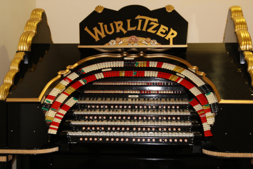 4/32 Console closeup